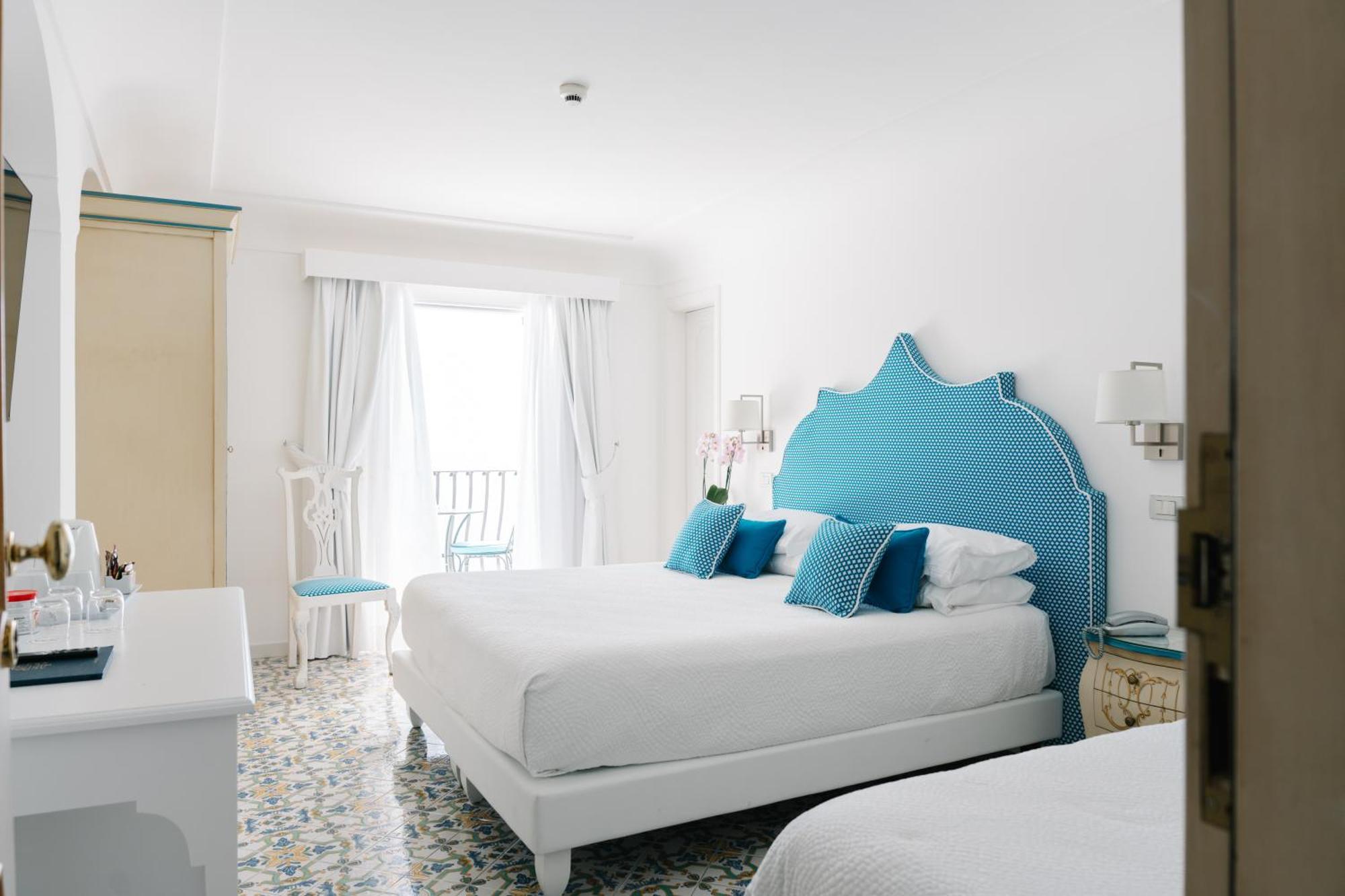 Superior Triple Room Balcony Sea View