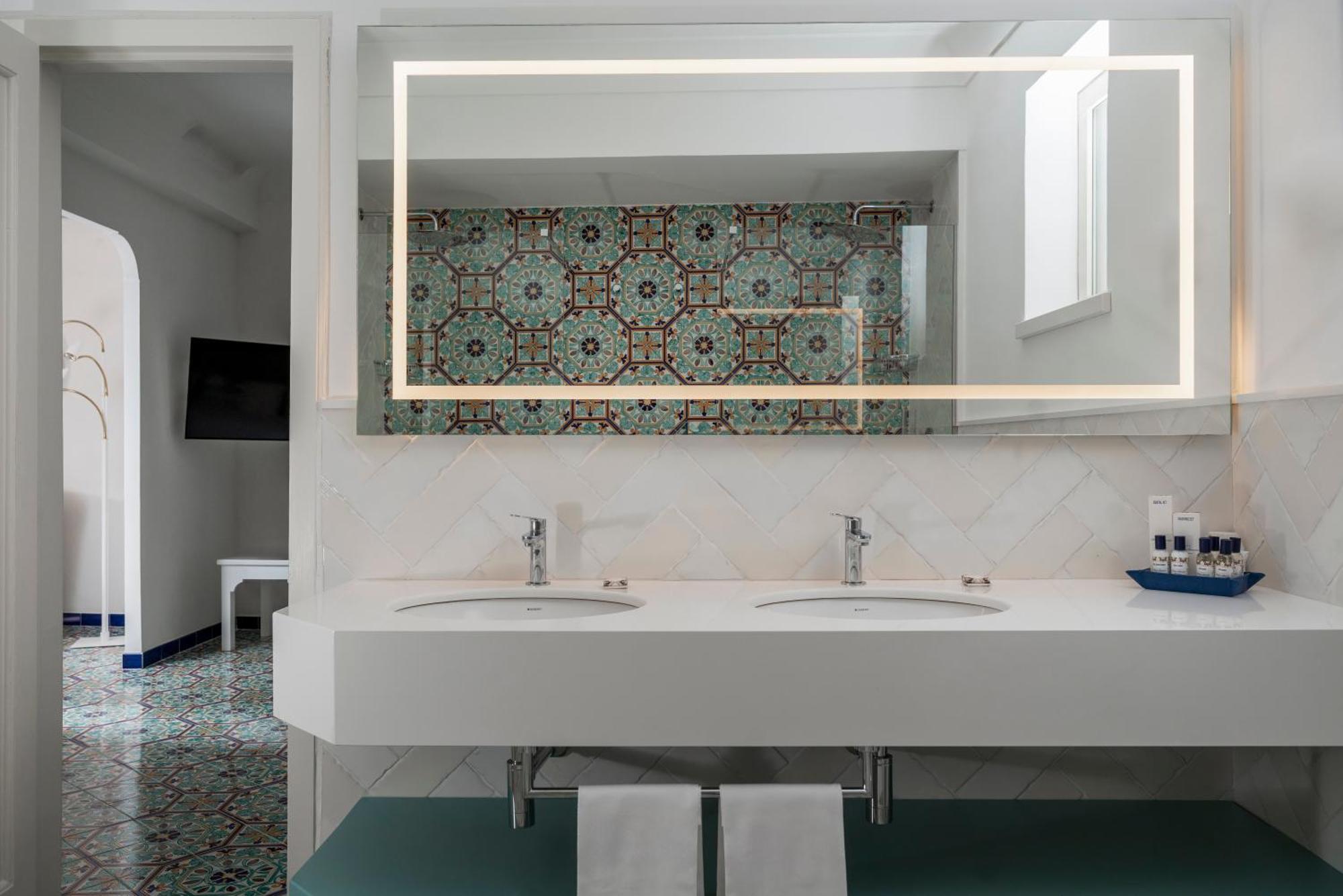 Suite avec Baignoire Spa